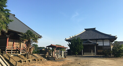群馬県の真言宗智山派寺院、淨蓮院 本堂と大日堂